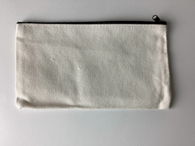 Pochette à broder